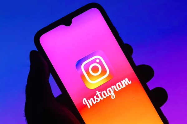 உலகளாவிய ரீதியில் முடங்கிய இன்ஸ்டாகிராம்! | Globally Paralyzed Instagram