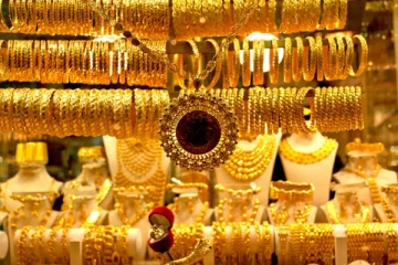 අද රන් මිල පහළට. අලුත් වූ මිල ගණන් මෙන්න.