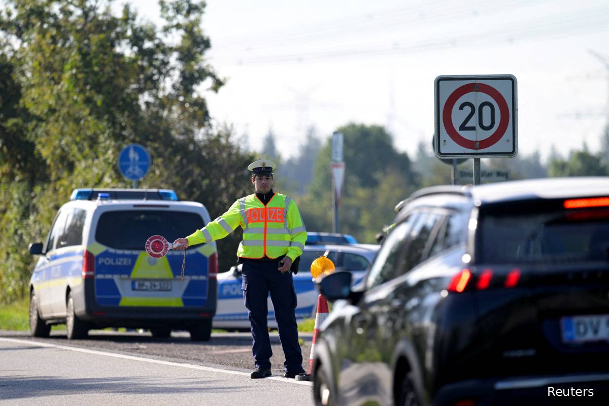 பிரான்சுடனான எல்லைக் கட்டுப்பாடுகளை நீக்கிய அண்டை நாடு | Germany Lift Temporary Border Check With Iran