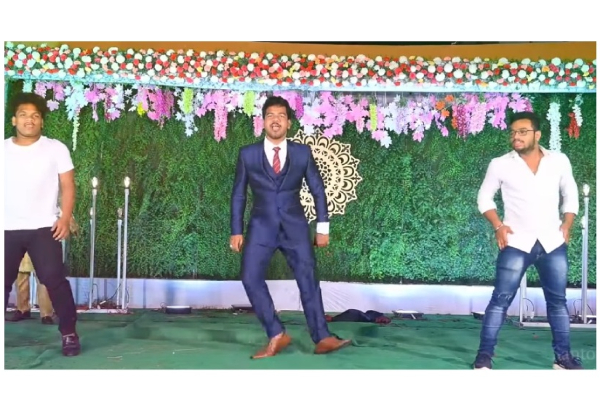 ‘வேற லெவல் ப்ரோ....’ மணமேடையில் மாப்பிள்ளை போட்ட மாஸான டான்ஸ் - வீடியோ வைரல் | Entertainment Viral Video