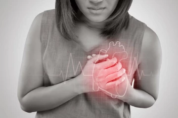 இளம் பெண்களையும் தாக்கும் மாரடைப்பு - தவிர்க்க என்ன செய்ய வேண்டும்?