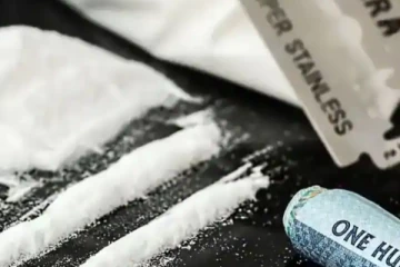 මත් පෙති හා කුෂ් තොගයක් රේගු දැලේ...