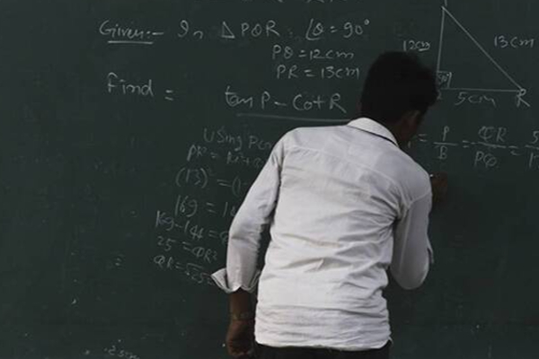 கிளிநொச்சி ஆசிரியரின்  மூர்க்கத்தனமான தாக்குதலில் மாணவனுக்கு நேர்ந்த கதி! | Student In The Brutal Attack Kilinochchi Teacher