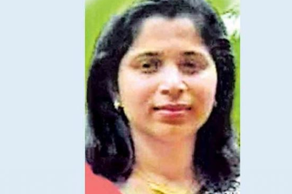 பிரிட்டிஷ் கொலம்பியாவில் பிள்ளைகளை பள்ளியிலிருந்து அழைத்துவரச் சென்ற கேரள செவிலியர் விபத்தில் பலி | Keralite Nurse Killed In Road Accident In Canada