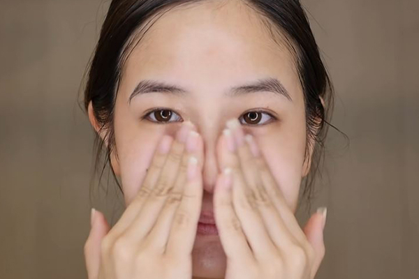 உடனடியாக முகத்தை வெள்ளையாக்க உதவும் கொரியன் மாஸ்க்.., எப்படி தயாரிப்பது? | Korean Homemade Face Mask For Glowing Skin உடனடியாக முகத்தை வெள்ளையாக்க உதவும் கொரியன் மாஸ்க்.., எப்படி தயாரிப்பது? | Korean Homemade Face Mask For Glowing Skin