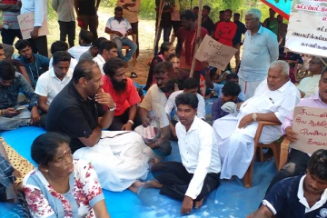 தையிட்டி சட்டவிரோத விகாரையை அகற்றக் கோரி நான்காம் நாள் போராட்டம் (Photos)