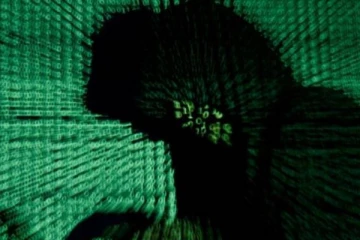 முடங்கிய உக்ரைன் இணையதளங்கள் .. பின்னணியில்  உள்ளதா ரஷ்யா ?