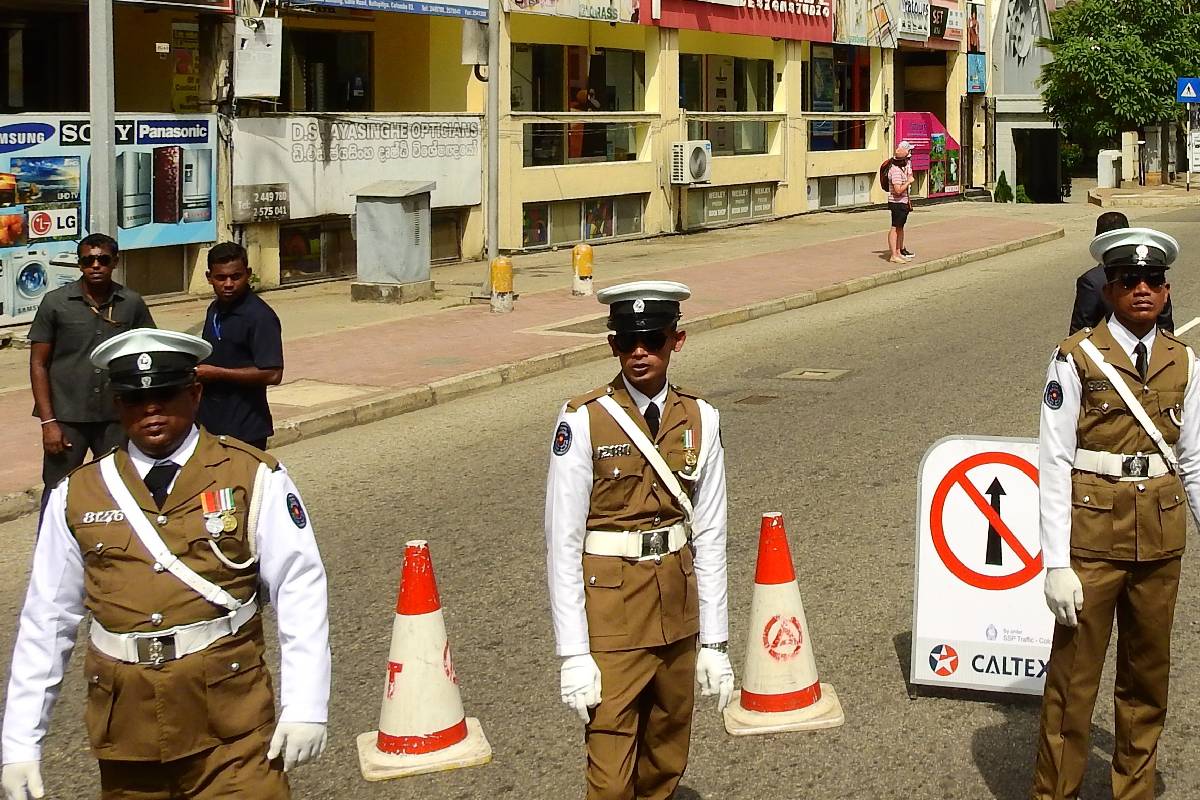தேசிய வைத்தியசாலையை அண்டிய பகுதிகளில் அதிகரித்துள்ள குற்றச்செயல்கள்! மக்களுக்கு விடுக்கப்படும் எச்சரிக்கை.. | National Hospital Colombo தேசிய வைத்தியசாலையை அண்டிய பகுதிகளில் அதிகரித்துள்ள குற்றச்செயல்கள்! மக்களுக்கு விடுக்கப்படும் எச்சரிக்கை.. | National Hospital Colombo