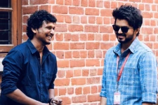 ரசிகர்களுடன் மாஸ்டர் படத்தை பார்த்துவிட்டு இயக்குனர் லோகேஷ் கனகராஜ் என்ன கூறியுள்ளார் பாருங்க..!