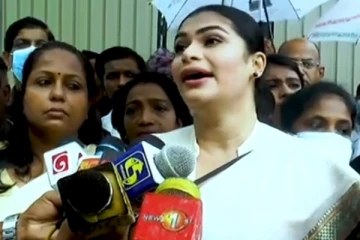 හිරුනිකාට සිතාසි.. ඇය අද මාධ්‍ය වෙත  ලබා දුන් ප්‍රකාශය.. (VIDEO )