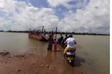 சந்திவெளி திகிலிவெட்டை பாதை பாவனைக்கு உகந்ததில்லை (Photos)