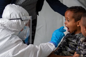 தொற்றினால் பாதிக்கப்படும்  சிறுவர்களின் எண்ணிக்கை அதிகரிப்பு ;இன்று முதல் வீட்டு சிகிச்சை முறை