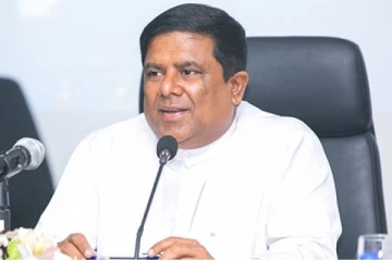 சர்வதேச அரசியல் அறிவு தேவை: வஜிர அபேவர்தன