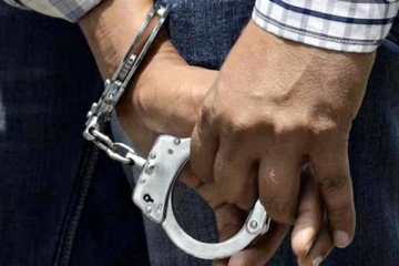 அதிரடி கைதான அரசாங்க உத்தியோகத்தர் ; கையொப்பத்தால் வந்த சிக்கல்