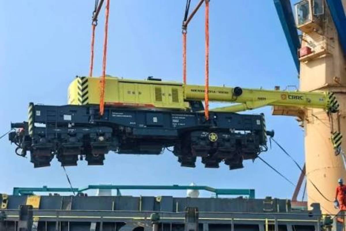 1.35 மில்லியன் அமெரிக்க டொலர் மதிப்பிலான கிரேன் பொறிகள் இறக்குமதி..! | Crane Machinery Worth 1 35 Million Dollars Import 1.35 மில்லியன் அமெரிக்க டொலர் மதிப்பிலான கிரேன் பொறிகள் இறக்குமதி..! | Crane Machinery Worth 1 35 Million Dollars Import