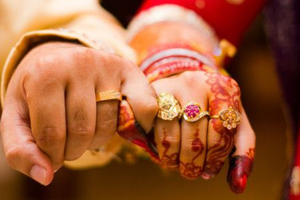 திருமண ஆசையால் ஆசிரியைக்கு நேர்ந்த கதி ; அமெரிக்க மாப்பிள்ளை செய்த சம்பவம் | Teacher Meets Fate Due To Desire For Marriage