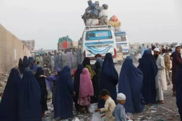 கால கெடு முடிவு; கண்ணீருடன் வெளியேறும் அகதிகள் - பாகிஸ்தானுக்கு கோரிக்கை!