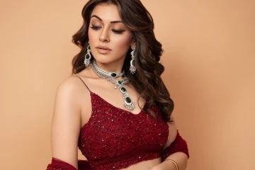 ஹன்சிகா மோத்வானி ரெட் ஹாட் போட்டோஷூட்