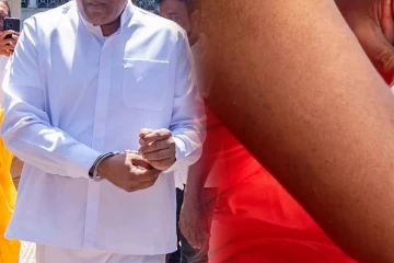மீண்டும் காவி உடையில் ஞானசார தேரர்