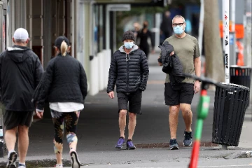 சீனாவை தொடர்ந்து மற்றொரு நாட்டில் வேகமெடுக்கும் கொரோனா!