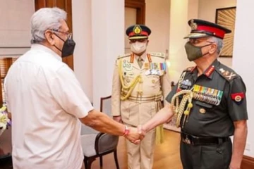 இலங்கை அதிபர் மற்றும் பிரதமருடன் இந்திய ராணுவ தலைமைத் தளபதி எம்.எம்.நரவணே சந்திப்பு