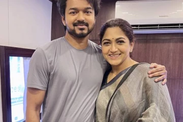 51 வயதான நடிகை குஷ்பூவா இது? வாய்ப்பிளக்க வைக்கும் போஸில் வெளியிட்ட புகைப்படம்..