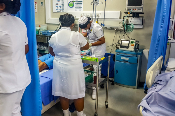 ஆசிரியர் திட்டியதால் மூன்றாவது மாடியில் இருந்து குதித்த மாணவன் ; இலங்கையில் பகீர் சம்பவம் | Srilanka Student Jumped From The 3Rd Floor School