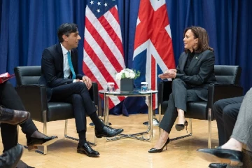 லண்டன் வரும் கமலா ஹாரிஸ் ரிஷி சுனக்குடன் முக்கிய பேச்சு