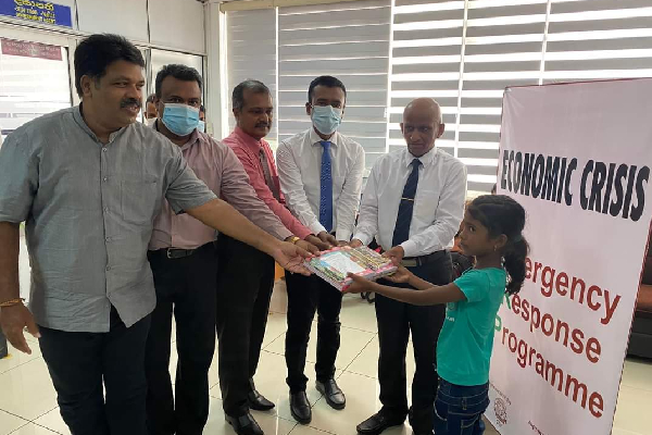 திருகோணமலையில் வறிய குடும்பங்களுக்கு உலர் உணவுப் பொதிகள் வழங்கும் ஆரம்பகட்ட நிகழ்வு (Photo) | Dry Rations Poor Families Trincomalee திருகோணமலையில் வறிய குடும்பங்களுக்கு உலர் உணவுப் பொதிகள் வழங்கும் ஆரம்பகட்ட நிகழ்வு (Photo) | Dry Rations Poor Families Trincomalee