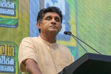 அரிசிக்காக இந்தியா மற்றும் சீனாவிடம் கையேந்தும் நிலைக்கு வந்துள்ளோம் - சஜித் பிரேமதாச சீற்றம்