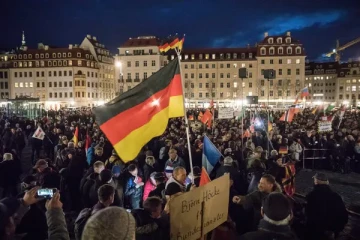 ஜெர்மனியில் வீதியில் களமிறங்கிய 3000 பேர்; வெளியான காரணம்!