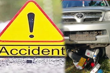 மோட்டார் சைக்கிள் மற்றும்  கார் நேருக்கு நேர் மோதி விபத்து! ஒருவர் பலி