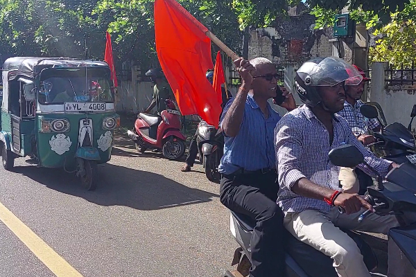 மே தினத்தை முன்னிட்டு யாழில் பவனிவந்த வாகன ஊர்வலம்!(Photos) | May Day Procession In Yali