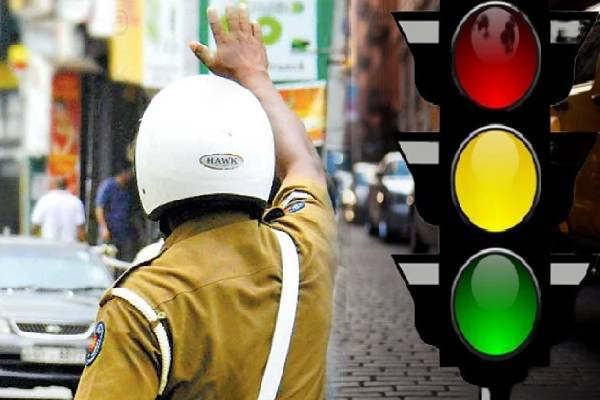 நாடு முழுவதும் பலத்த பாதுகாப்பு! களமிறக்கப்படும் 2,500 பொலிஸார் | Special Security Plan For The Festive Season நாடு முழுவதும் பலத்த பாதுகாப்பு! களமிறக்கப்படும் 2,500 பொலிஸார் | Special Security Plan For The Festive Season