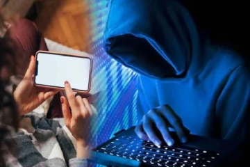 ஆண்களின் நிர்வாண புகைப்படங்களை கொண்டு பண மோசடி