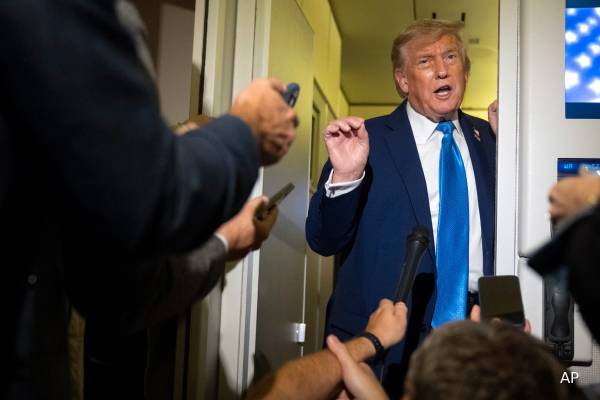 முப்பது நிமிடங்களில் மூன்று எச்சரிக்கை... ட்ரம்பை குறிவைத்த ஈரானின் காமெனி | Khamenei Targets Trump