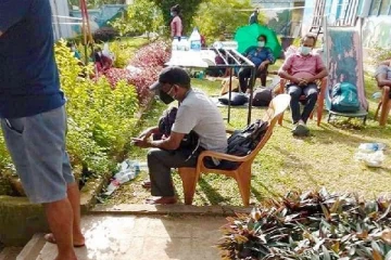 களுபோவில வைத்தியசாலையில் கொரோனா நோயாளர்களின் அவலம் - புகைப்படங்கள் இணைப்பு