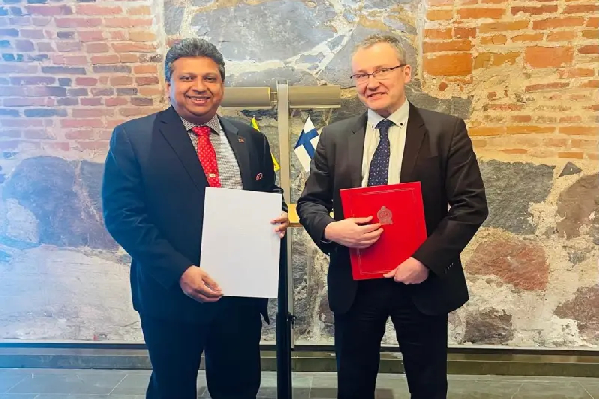 தமிழருக்கு இழைக்கப்பட்ட போர்க்குற்றம் : இலங்கை அரசுக்கு அழுத்தம் கொடுக்க பின்லாந்து எம்.பி வலியுறுத்து | Pressure Must Be Put On Sri Lanka Finnish Mp