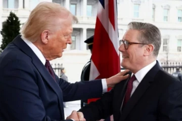 ட்ரம்பின் வரிவிதிப்புகள்: தற்காலிகமாக தப்பிய பிரித்தானியா