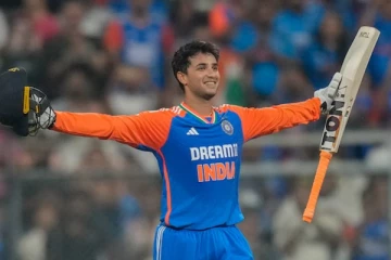 ஐசிசி தரவரிசையில் எந்த வீரரும் செய்யாத சாதனையை படைத்த அபிஷேக் சர்மா