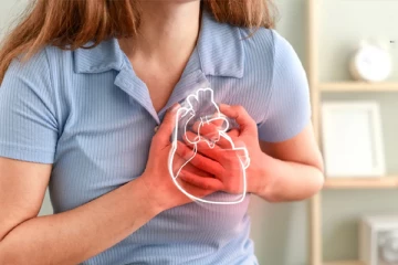 இந்த அறிகுறிகளை அலட்சியப்படுத்தாதீங்க... ரத்த குழாயில் அடைப்பு இருப்பதாக அர்த்தம்