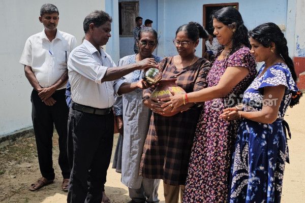 அரசியல் கைதிகளின் விடுதலையை வலியுறுத்தி விடுதலை நீர் சேகரிப்பு! | Sri Lankan Political Prisoners