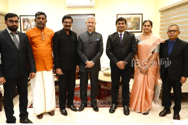 ரில்வினுக்கு இந்தியா இதற்காக அழுத்தம் கொடுக்கும் - ரணில் தரப்பு உறுதி | Jvp Tilvin Silva And Delegation Visit To India