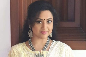 இந்த 2022 எங்கள் வீட்டுக்கு வந்த விருந்தினர் கொரோனா : நடிகை மீனாவின் பதிவால் திரையுலகினர் அதிர்ச்சி