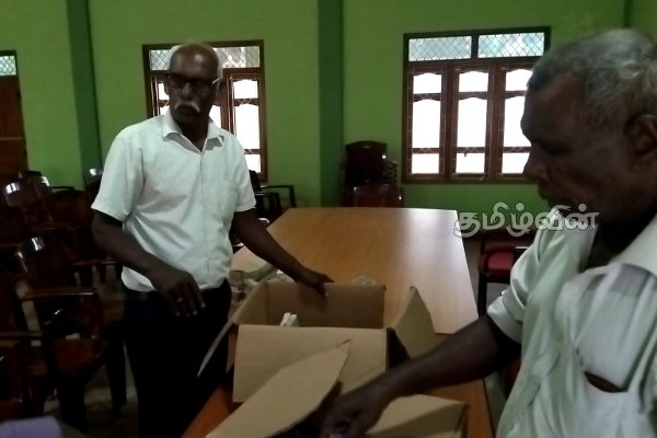 கிளிநொச்சி கமநல அபிவிருத்தி திணைக்களத்தின் பிரதி ஆணையாளர் அலுவலகத்தில் விசாரணைகள் | Kilinochchi Agrarian Development Department