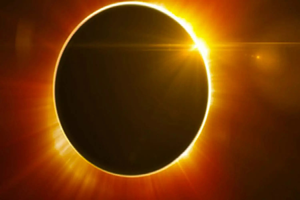 A solar eclipse after 400 years