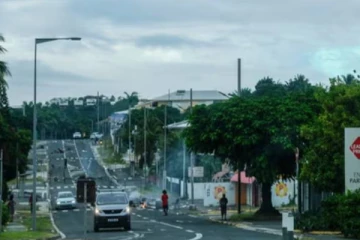 வெடித்த வன்முறை... நியூ கலிடோனியாவில் 02 நாட்கள் ஊரடங்கு உத்தரவு அமுல்!