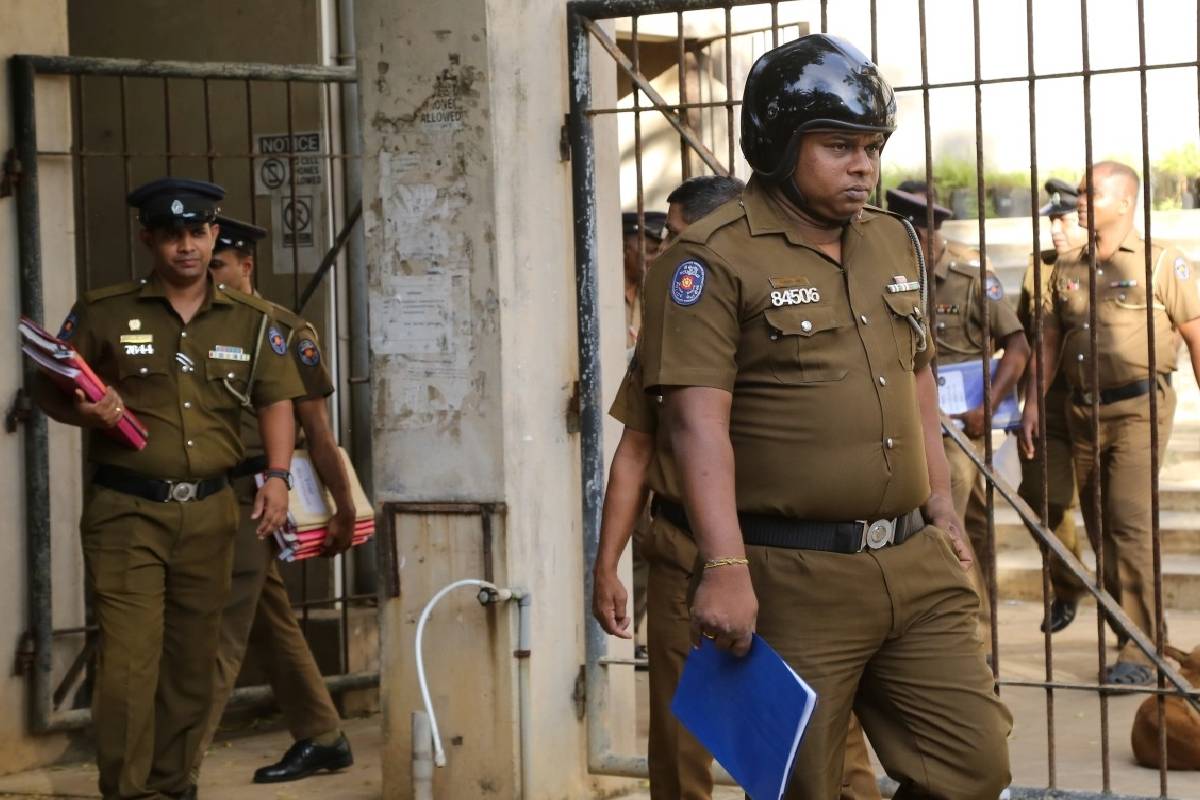 கொலையில் முடிந்த குடும்பத் தகராறு ; மாமனாரை வெட்டிக் கொன்ற மருமகன் கைது | Son In Law Arrested For Stabbing Father Law Death கொலையில் முடிந்த குடும்பத் தகராறு ; மாமனாரை வெட்டிக் கொன்ற மருமகன் கைது | Son In Law Arrested For Stabbing Father Law Death