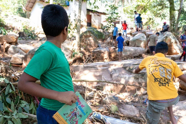 டித்வா புயலால் ஏற்பட்ட பேரழிவு : பாதிக்கப்பட்ட மக்களின் தொடரும் சோகம் | 2 199 Cyclone Ditva Victims Displacement Camps டித்வா புயலால் ஏற்பட்ட பேரழிவு : பாதிக்கப்பட்ட மக்களின் தொடரும் சோகம் | 2 199 Cyclone Ditva Victims Displacement Camps