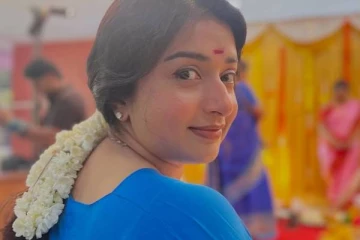 43 வயதான மீரா ஜாஸ்மீனா இது!! இப்படி ஆளே அடையாளம் தெரியாம மாறிட்டாங்க..